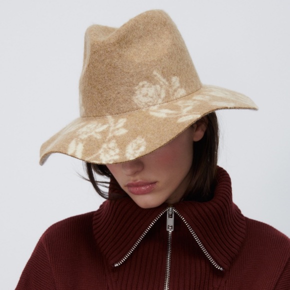 Zara Hat - Picture 1 of 9